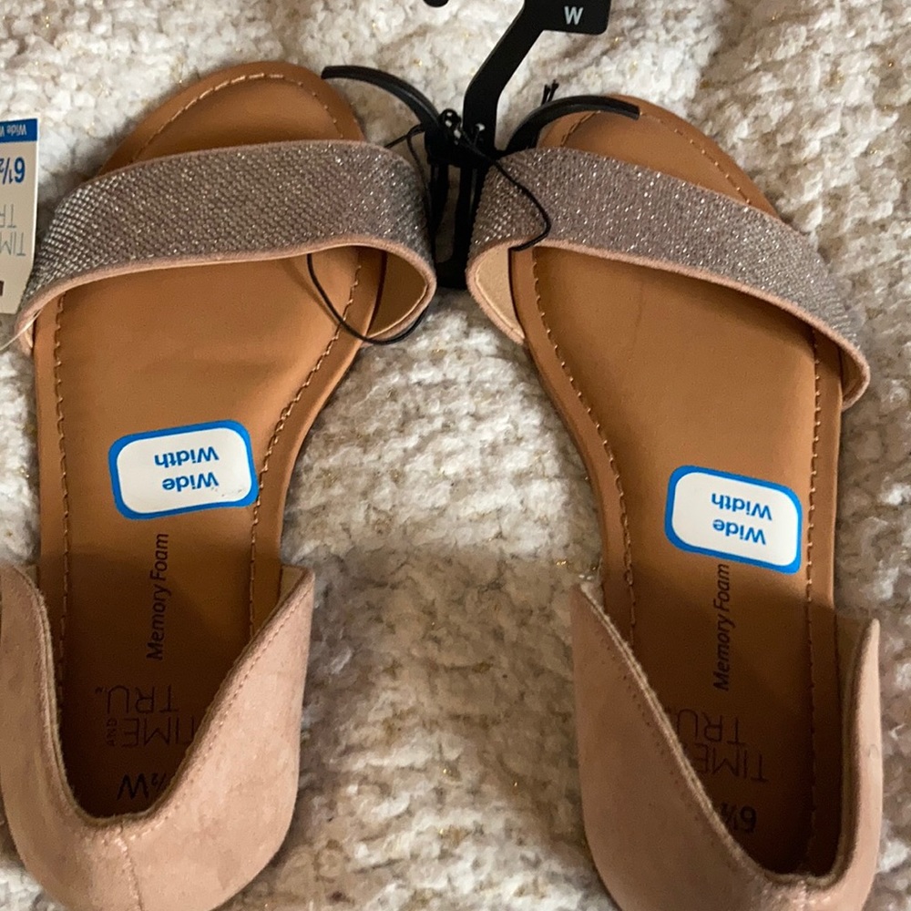 Time and tru Woman sandals